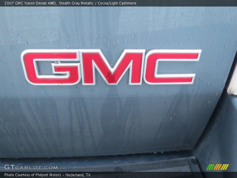 Stealth Gray Metallic / Cocoa/Light Cashmere 2007 GMC Yukon Denali AWD