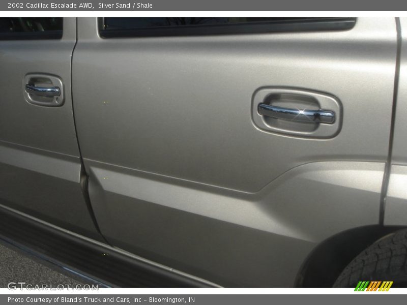Silver Sand / Shale 2002 Cadillac Escalade AWD