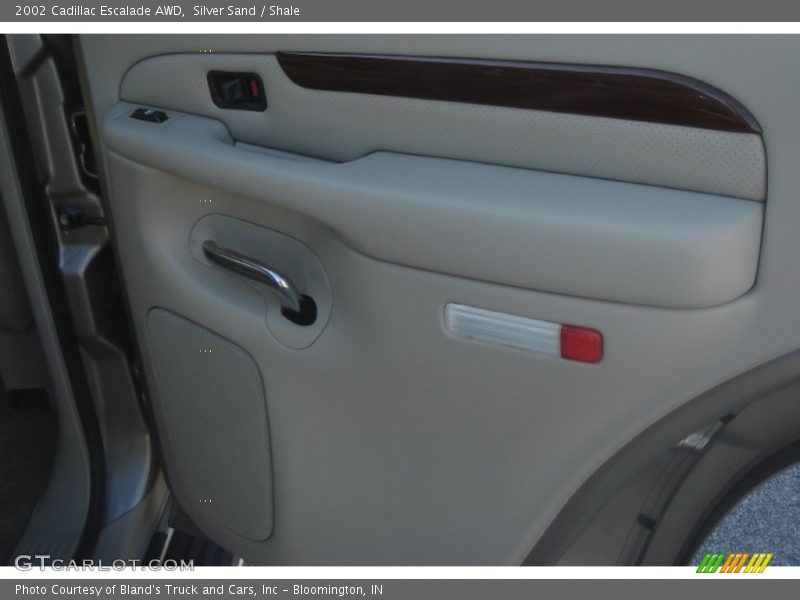 Silver Sand / Shale 2002 Cadillac Escalade AWD