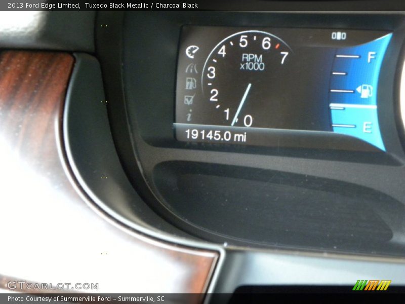 Tuxedo Black Metallic / Charcoal Black 2013 Ford Edge Limited