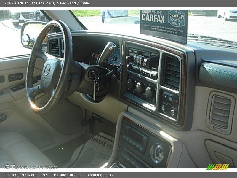 Silver Sand / Shale 2002 Cadillac Escalade AWD