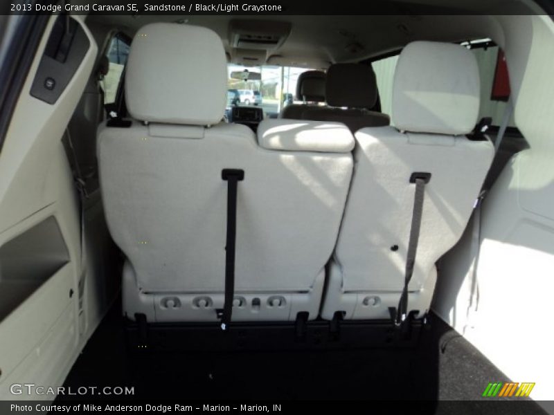 Sandstone / Black/Light Graystone 2013 Dodge Grand Caravan SE