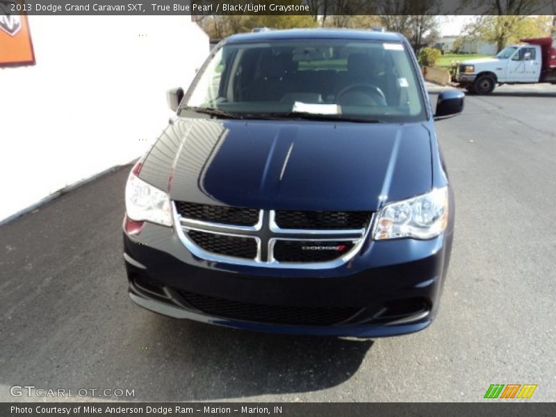 True Blue Pearl / Black/Light Graystone 2013 Dodge Grand Caravan SXT