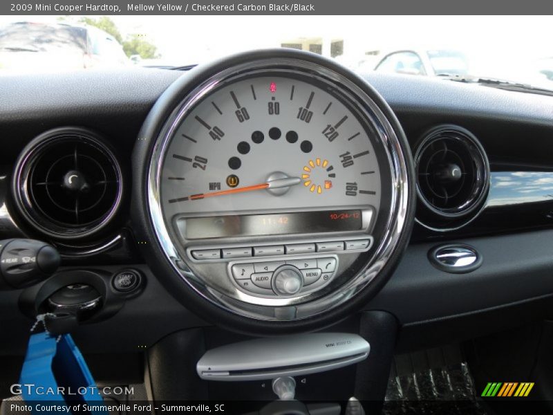 Mellow Yellow / Checkered Carbon Black/Black 2009 Mini Cooper Hardtop