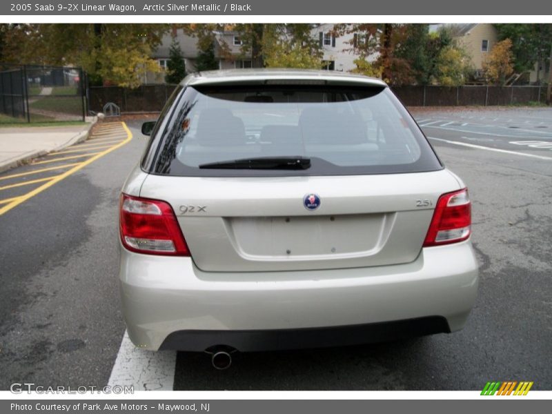 Arctic Silver Metallic / Black 2005 Saab 9-2X Linear Wagon