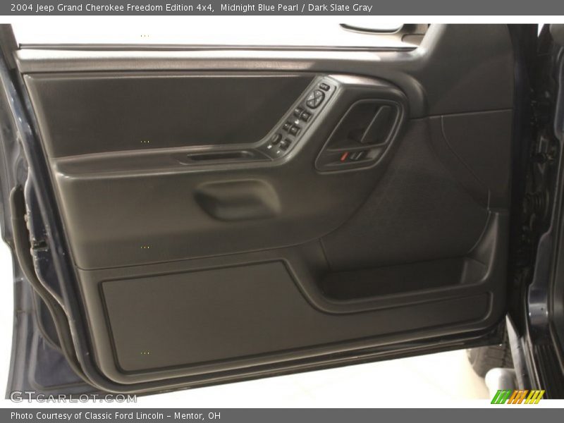 Midnight Blue Pearl / Dark Slate Gray 2004 Jeep Grand Cherokee Freedom Edition 4x4