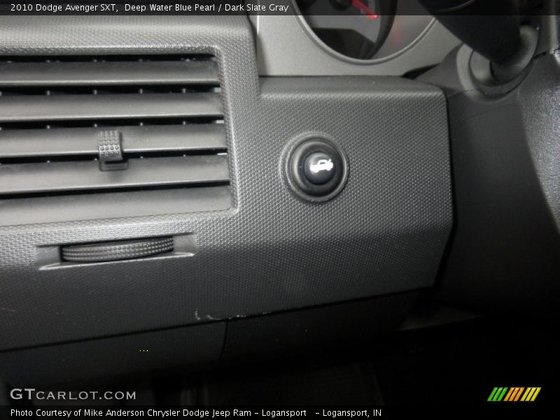 Deep Water Blue Pearl / Dark Slate Gray 2010 Dodge Avenger SXT