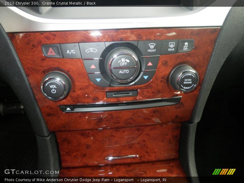 Granite Crystal Metallic / Black 2013 Chrysler 300