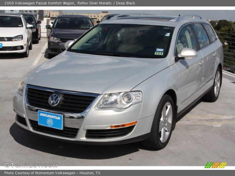 Reflex Silver Metallic / Deep Black 2009 Volkswagen Passat Komfort Wagon