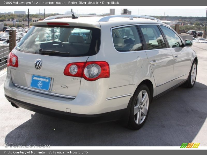Reflex Silver Metallic / Deep Black 2009 Volkswagen Passat Komfort Wagon