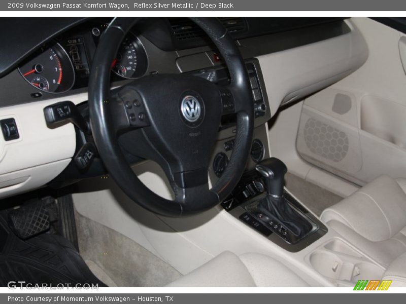 Reflex Silver Metallic / Deep Black 2009 Volkswagen Passat Komfort Wagon