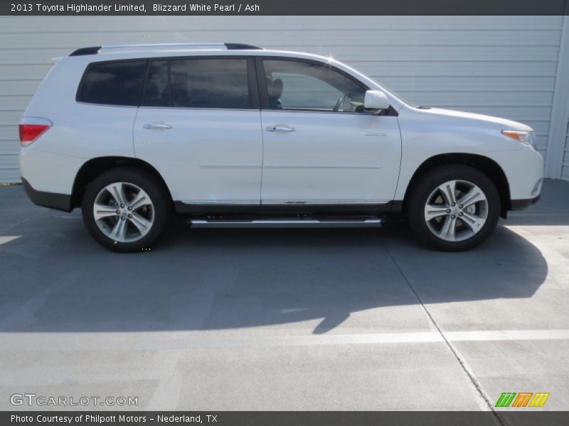 Blizzard White Pearl / Ash 2013 Toyota Highlander Limited