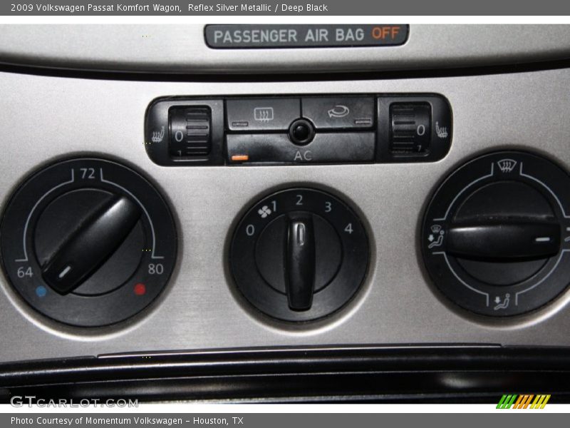 Reflex Silver Metallic / Deep Black 2009 Volkswagen Passat Komfort Wagon