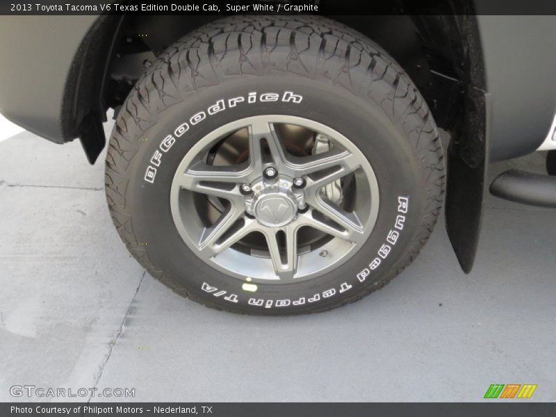 Super White / Graphite 2013 Toyota Tacoma V6 Texas Edition Double Cab