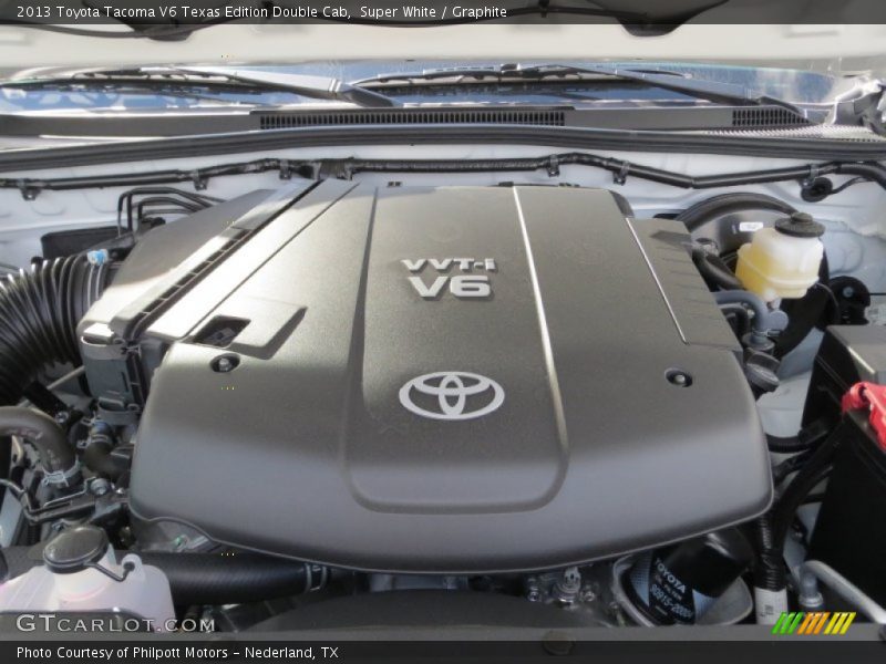 Super White / Graphite 2013 Toyota Tacoma V6 Texas Edition Double Cab