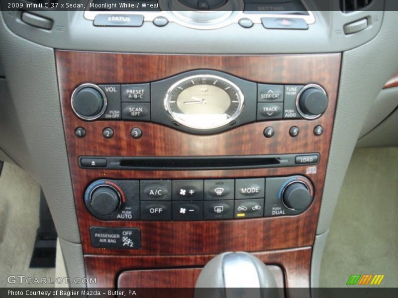 Moonlight White / Wheat 2009 Infiniti G 37 x Sedan