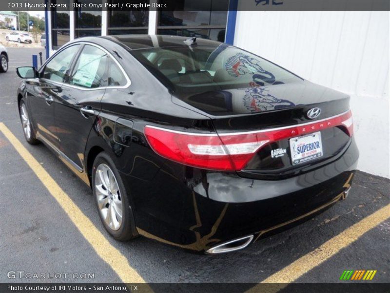 Black Onyx Pearl / Graphite Black 2013 Hyundai Azera