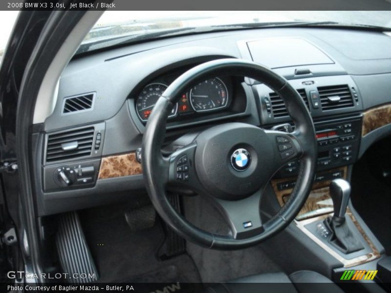 Dashboard of 2008 X3 3.0si