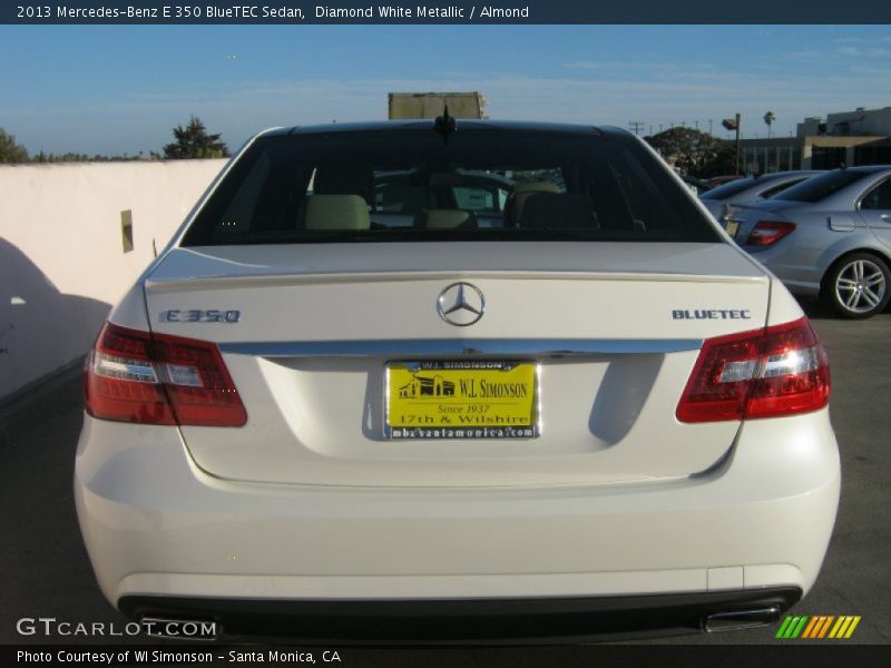 Diamond White Metallic / Almond 2013 Mercedes-Benz E 350 BlueTEC Sedan