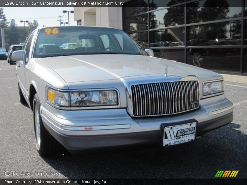 Silver Frost Metallic / Light Gray 1996 Lincoln Town Car Signature