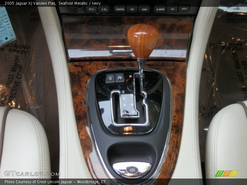  2005 XJ Vanden Plas 6 Speed Automatic Shifter