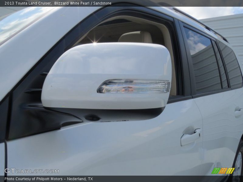 Blizzard White Pearl / Sandstone 2013 Toyota Land Cruiser