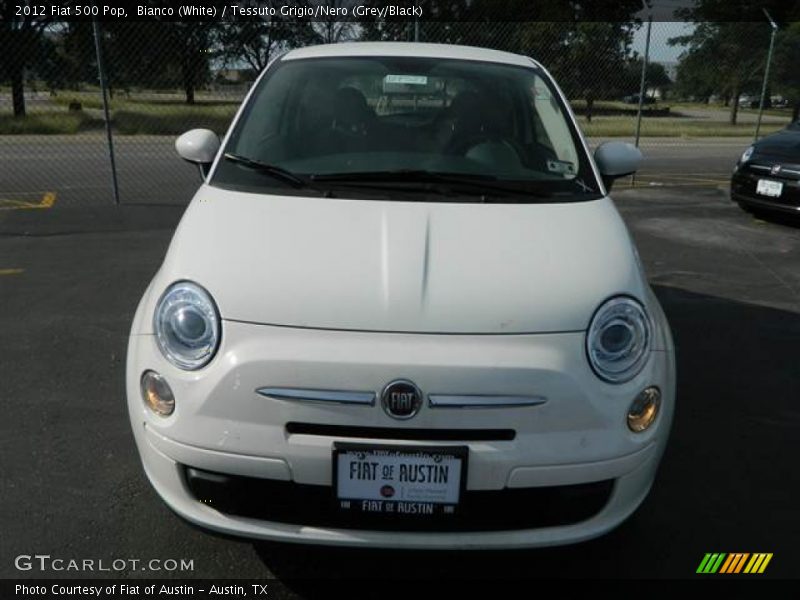 Bianco (White) / Tessuto Grigio/Nero (Grey/Black) 2012 Fiat 500 Pop