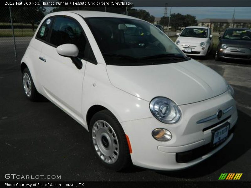 Bianco (White) / Tessuto Grigio/Nero (Grey/Black) 2012 Fiat 500 Pop