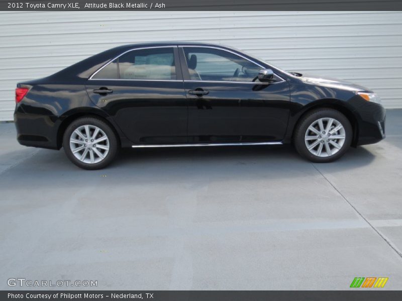 Attitude Black Metallic / Ash 2012 Toyota Camry XLE