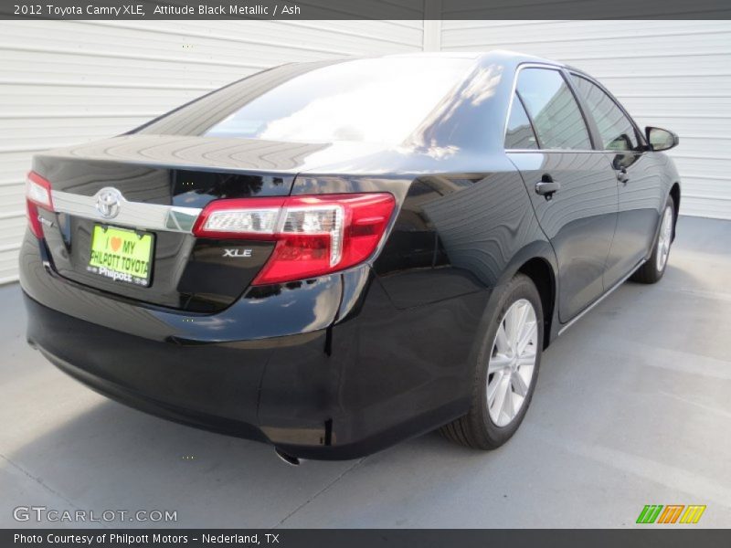 Attitude Black Metallic / Ash 2012 Toyota Camry XLE