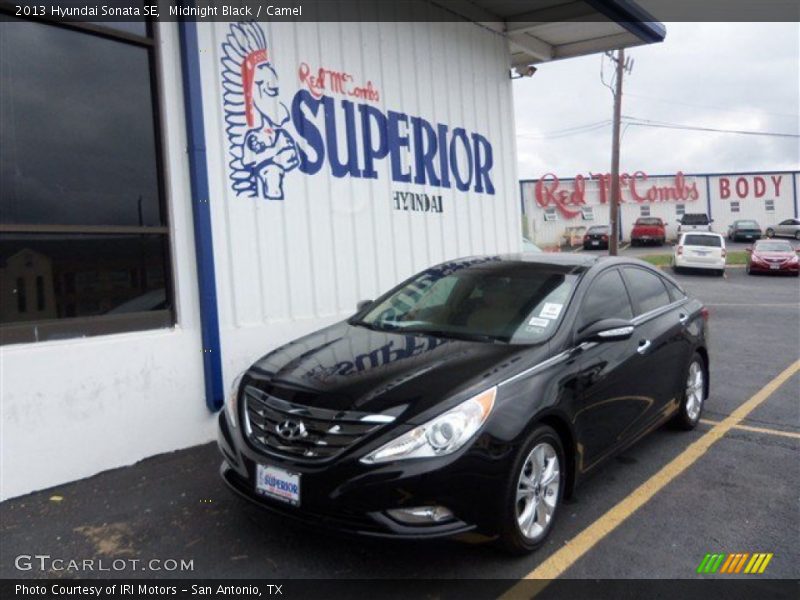 Midnight Black / Camel 2013 Hyundai Sonata SE