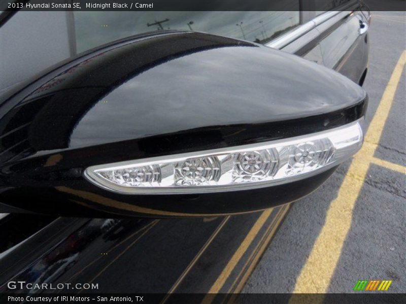 Midnight Black / Camel 2013 Hyundai Sonata SE