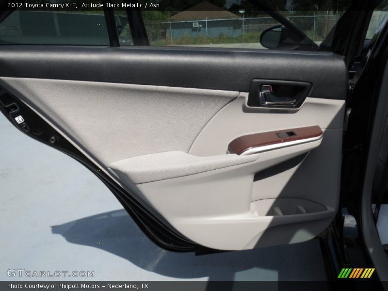 Attitude Black Metallic / Ash 2012 Toyota Camry XLE