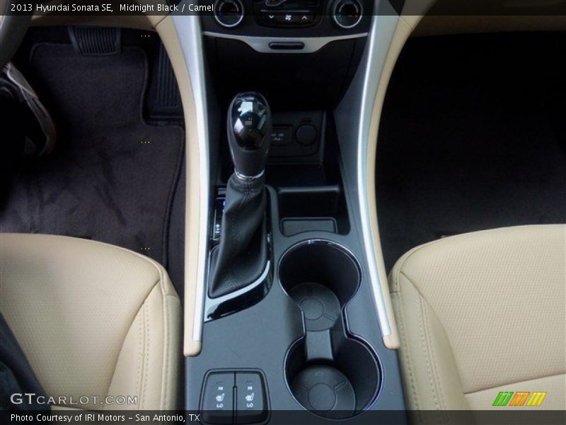Midnight Black / Camel 2013 Hyundai Sonata SE
