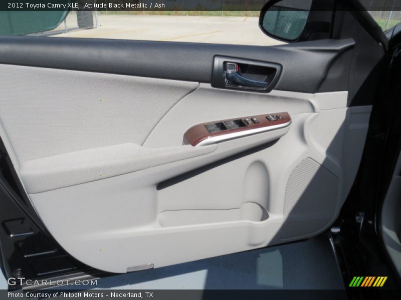 Attitude Black Metallic / Ash 2012 Toyota Camry XLE