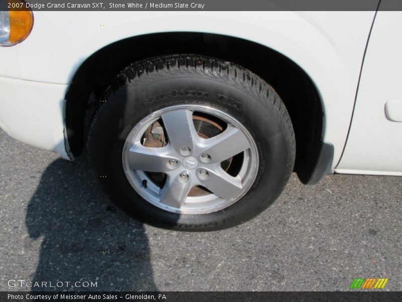 Stone White / Medium Slate Gray 2007 Dodge Grand Caravan SXT