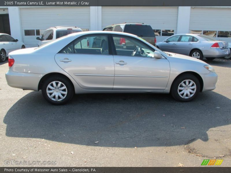 Lunar Mist Metallic / Gray 2005 Toyota Camry LE