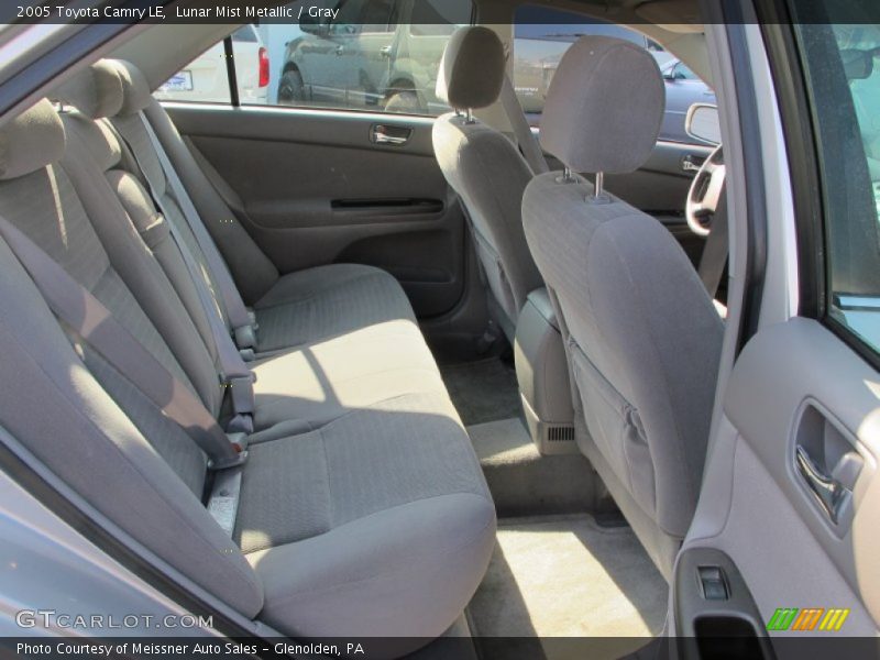 Lunar Mist Metallic / Gray 2005 Toyota Camry LE