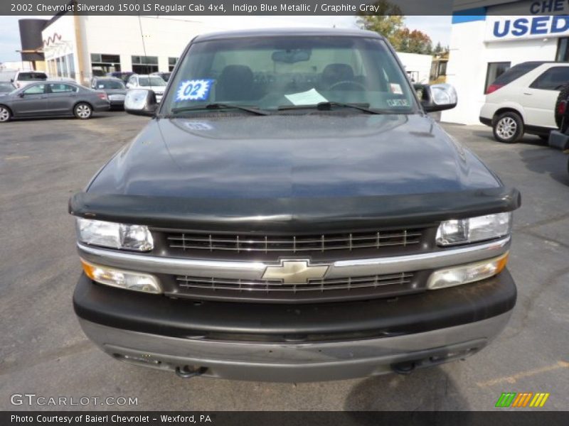 Indigo Blue Metallic / Graphite Gray 2002 Chevrolet Silverado 1500 LS Regular Cab 4x4