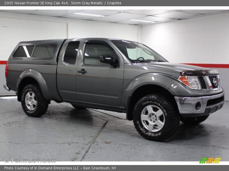 Storm Gray Metallic / Graphite 2005 Nissan Frontier SE King Cab 4x4