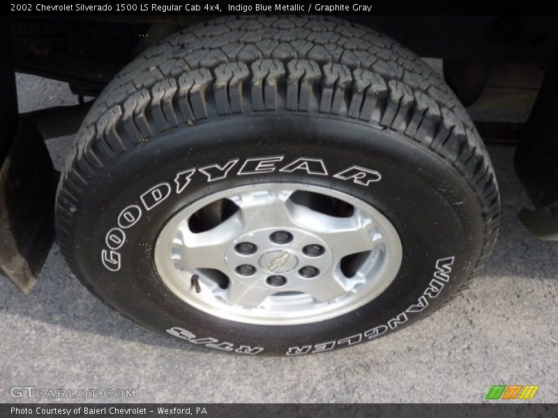 Indigo Blue Metallic / Graphite Gray 2002 Chevrolet Silverado 1500 LS Regular Cab 4x4