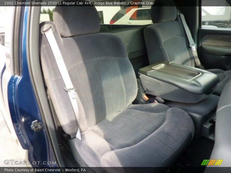 Indigo Blue Metallic / Graphite Gray 2002 Chevrolet Silverado 1500 LS Regular Cab 4x4