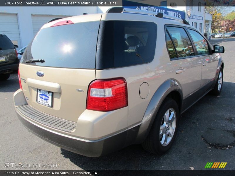 Dune Pearl Metallic / Pebble Beige 2007 Ford Freestyle SEL AWD
