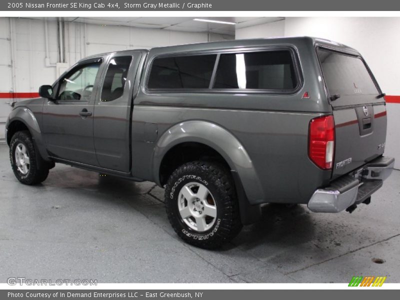 Storm Gray Metallic / Graphite 2005 Nissan Frontier SE King Cab 4x4