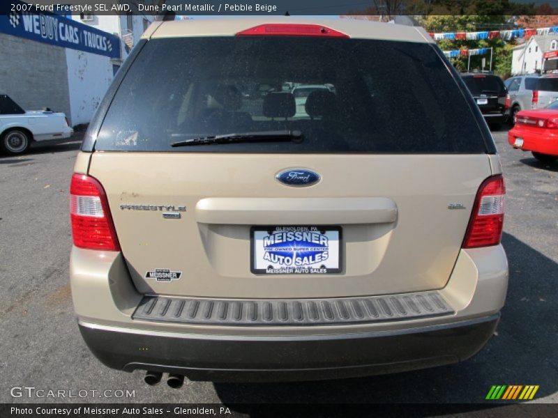 Dune Pearl Metallic / Pebble Beige 2007 Ford Freestyle SEL AWD