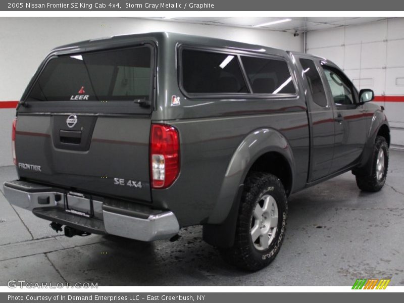 Storm Gray Metallic / Graphite 2005 Nissan Frontier SE King Cab 4x4