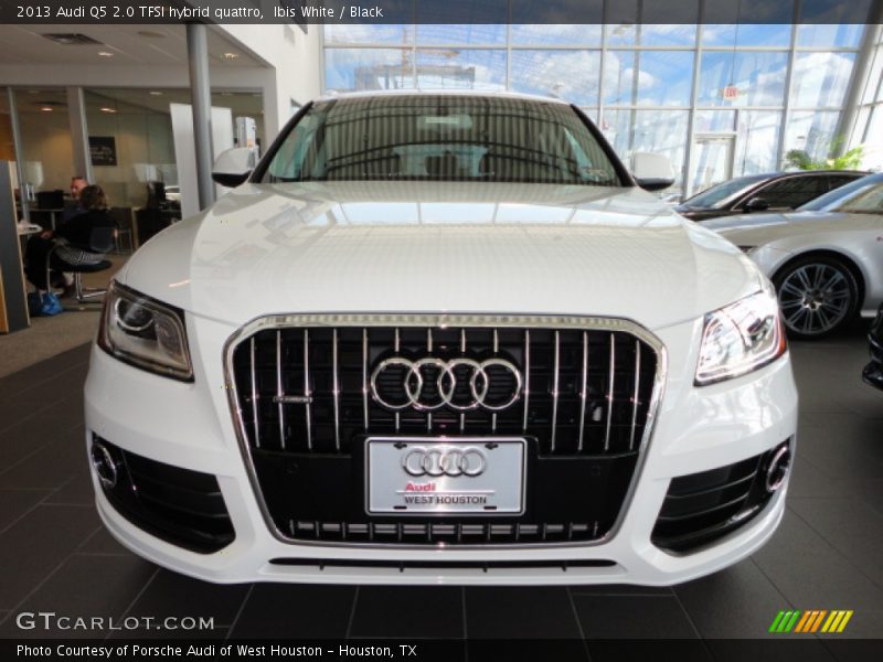 Ibis White / Black 2013 Audi Q5 2.0 TFSI hybrid quattro