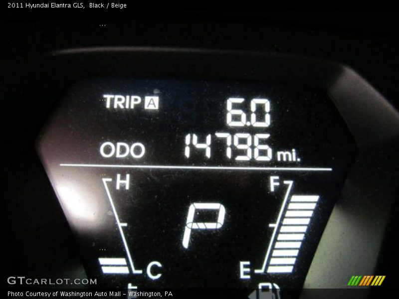 Black / Beige 2011 Hyundai Elantra GLS