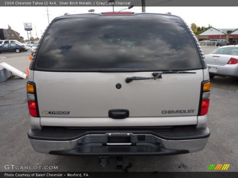 Silver Birch Metallic / Gray/Dark Charcoal 2004 Chevrolet Tahoe LS 4x4