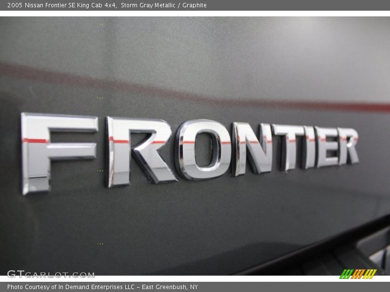 Storm Gray Metallic / Graphite 2005 Nissan Frontier SE King Cab 4x4